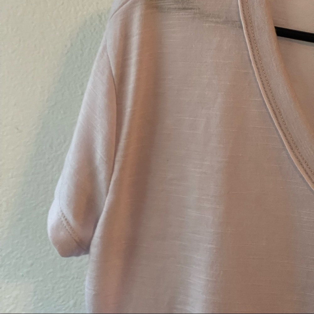 Light purple flowy shirt brand new w/o tag size M